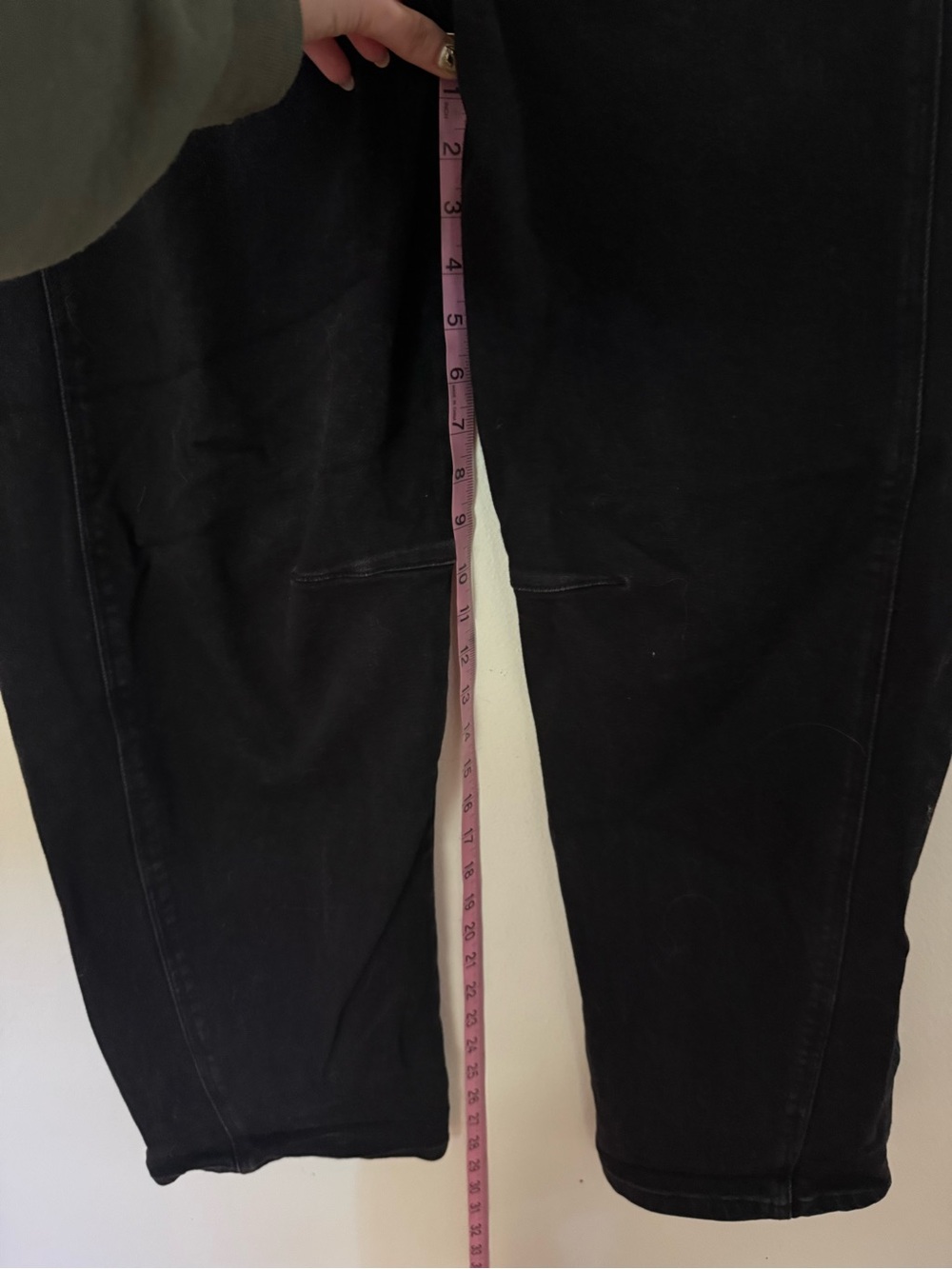 Women’s Risen Black Barrel-Leg Jeans - Picture 6 of 6